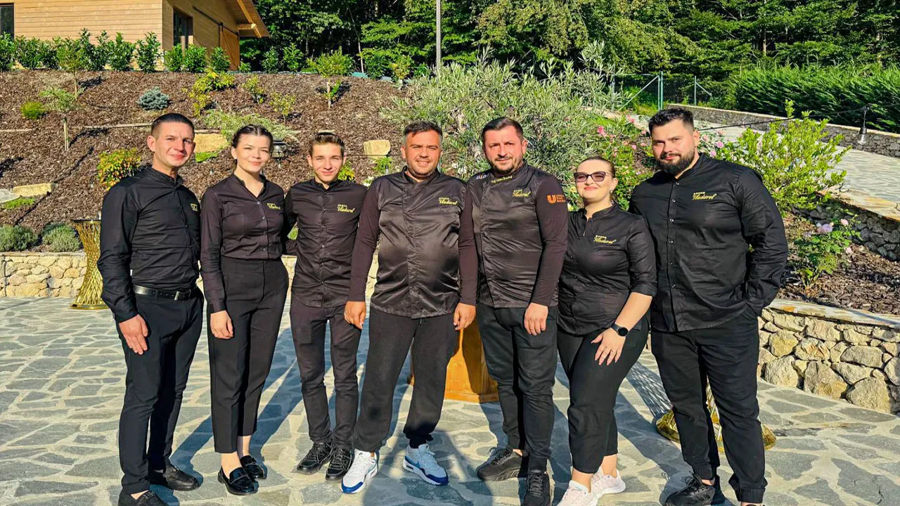 Masa aranjată elegant