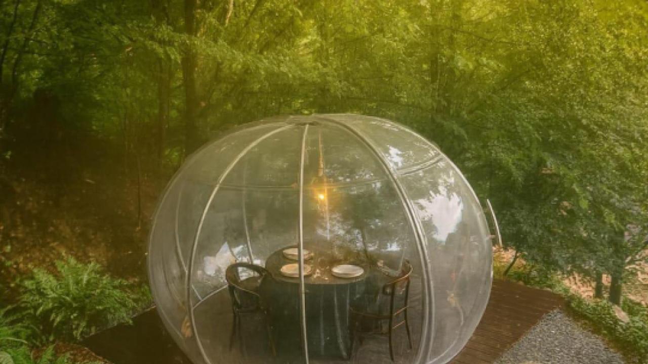 Cupola panoramică de sticlă